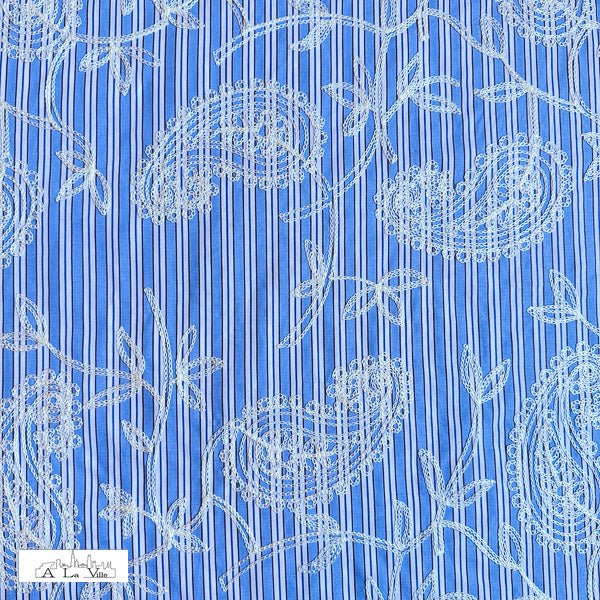 katoen- streep met  borduursel -  €41 /m