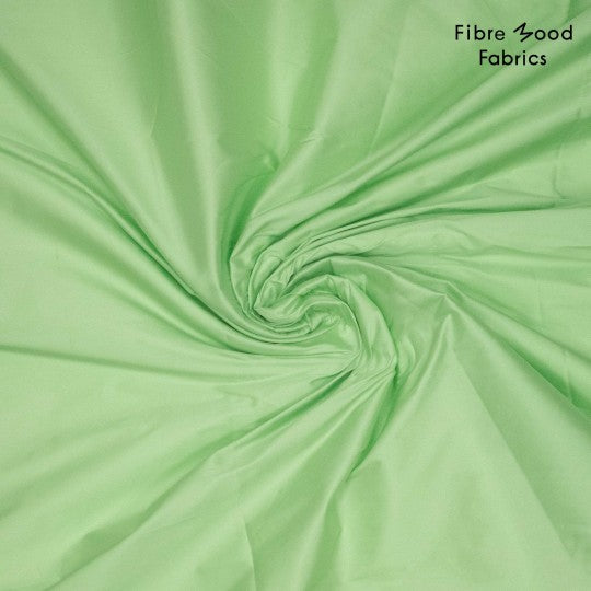 FM -  taffeta - licht groen € 14,5/ meter