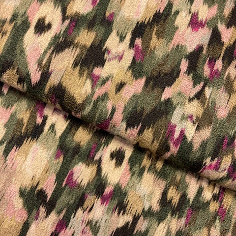 Viscose crepe- abstract groene tinten € 30/m