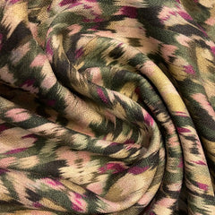 Viscose crepe- abstract groene tinten € 30/m