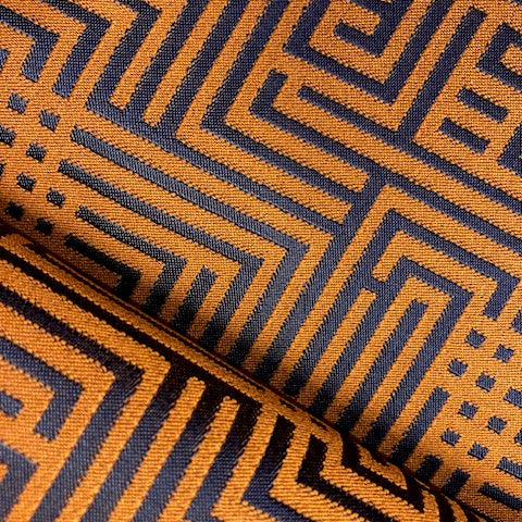 Jacquard - grafisch bruin en blauw -  €43 /m