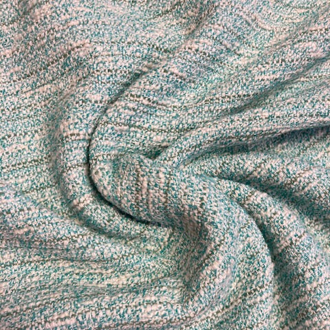 chanel look -  groen € 34/m