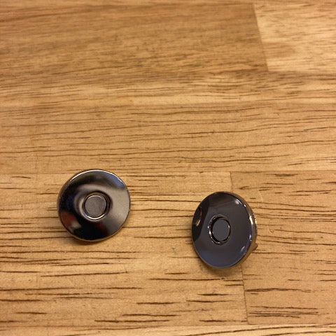 Magneet 18 mm Zilver € 1,5